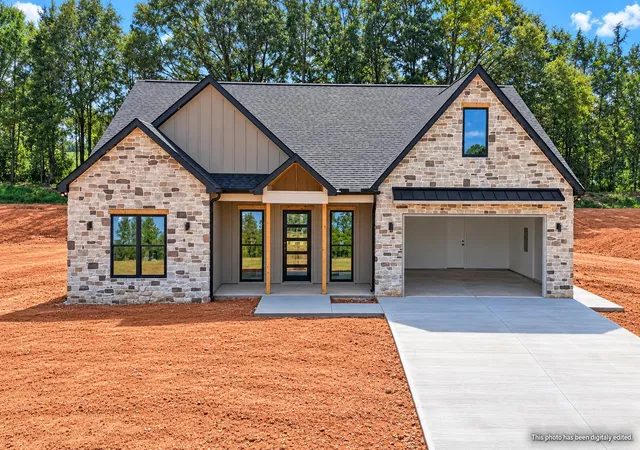 Photo 1 of Single family home for sale at 635 Dusty Trl Rd, Pauline, SC 29374 | MLS# SPN338650 | Listing updated on 2026-09-07