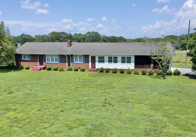 2nd image of 572 Green River Rd, Chesnee, SC 29323 | MLS# SPN338663