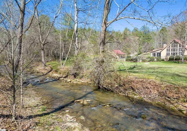 15th image of 132 Overlook Park Dr, Hendersonville, NC 28792 | MLS# SPN338674