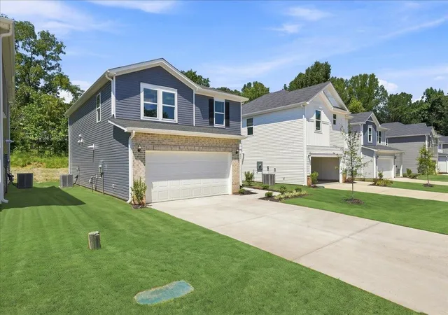 Photo 2 of Sale Pending at 431 Upland Water Ct, Spartanburg, SC 29301 | MLS# SPN338694 | Listing updated on 2026-09-02