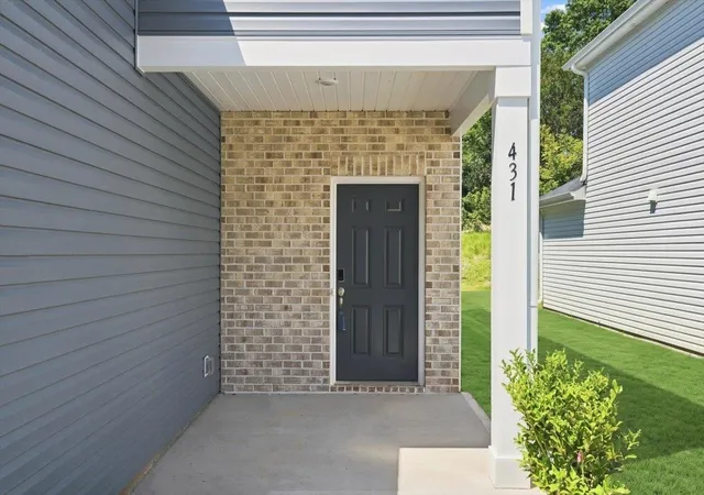 Photo 3 of Single family home for sale at 431 Upland Water Ct, Spartanburg, SC 29301 | MLS# SPN338694 | Listing updated on 2026-10-02