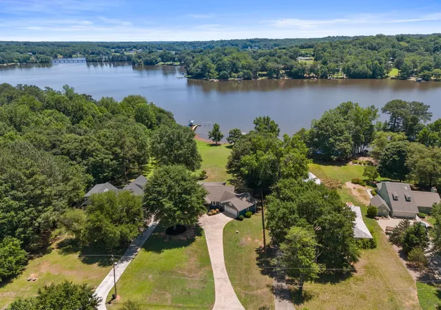 Homes for sale in Campobello, SC | 105 Walker Rd, Campobello, SC 29322 | MLS# SPN338711