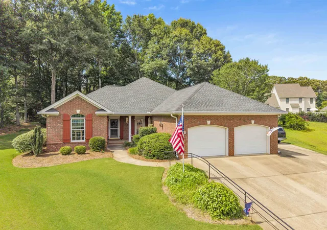 Photo 3 of Single family home for sale at 726 Moonridge Dr, Moore, SC 29369 | MLS# SPN338778 | Listing updated on 2026-09-19