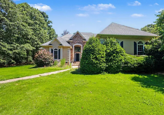 Homes for sale in Cowpens, SC | 230 Carole Courtney Rd, Cowpens, SC 29330 | MLS# SPN338789