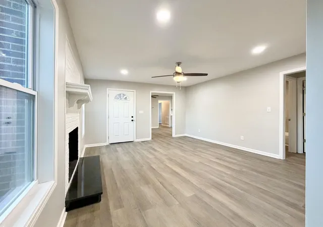 Photo 3 of Single family home for sale at 107 Short Aly, Gaffney, SC | MLS# SPN338800 | Listing updated on 2026-09-06