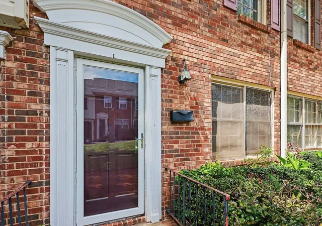 Photo 3 of Condo for sale at 1446 Dover Rd, Spartanburg, SC 29301 | MLS# SPN338805 | Listing updated on 2026-10-07