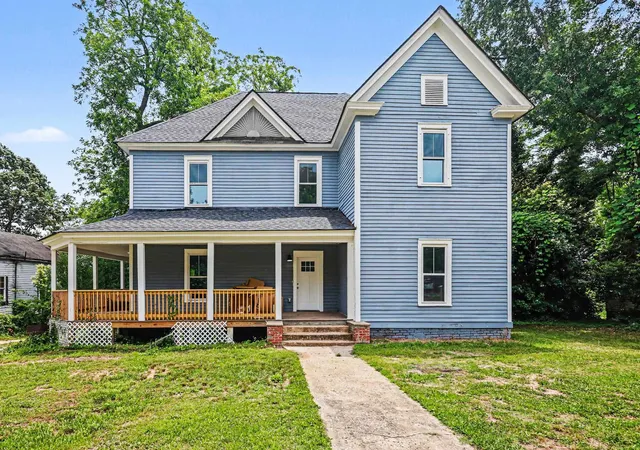 Photo 1 of Single family home for sale at 303 E Park Ave, Spartanburg, SC 29306 | MLS# SPN338845 | Listing updated on 2026-08-30