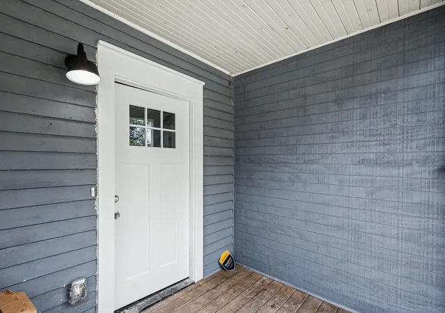 Photo 3 of Single family home for sale at 303 E Park Ave, Spartanburg, SC 29306 | MLS# SPN338845 | Listing updated on 2026-08-30