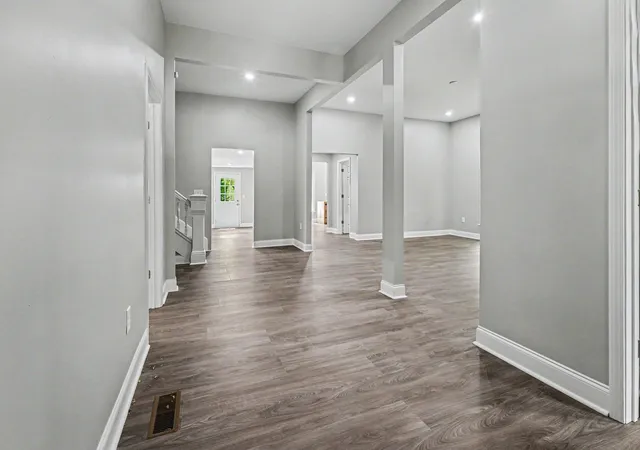 Photo 4 of Single family home for sale at 303 E Park Ave, Spartanburg, SC 29306 | MLS# SPN338845 | Listing updated on 2026-08-30