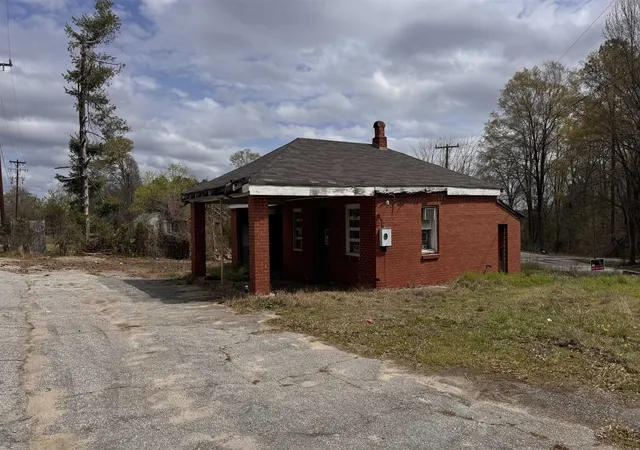 Homes for sale in Pacolet, SC | 410 N Hwy 150, Pacolet, SC 29372 | MLS# SPN338864