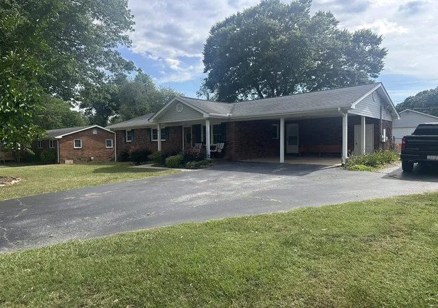 Homes for sale in Boiling Springs, SC | 223 Blalock Rd, Boiling Springs, SC 29316 | MLS# SPN338870