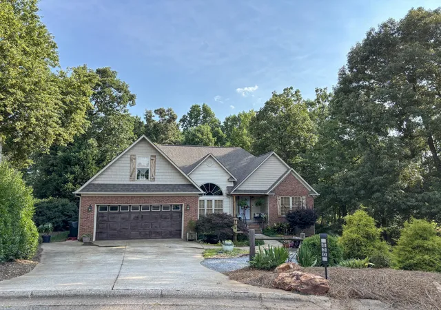 1st image of 630 Claystone Dr, Inman, SC 29349 | MLS# SPN338892