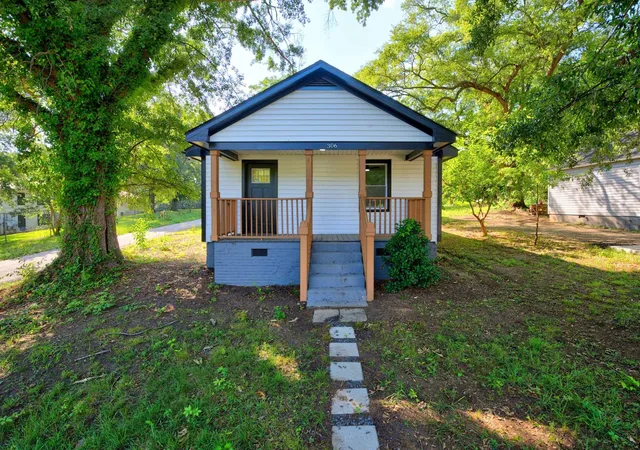 Homes for sale in Spartanburg, SC | 306 Spruce Rd, Spartanburg, SC 29303 | MLS# SPN338895