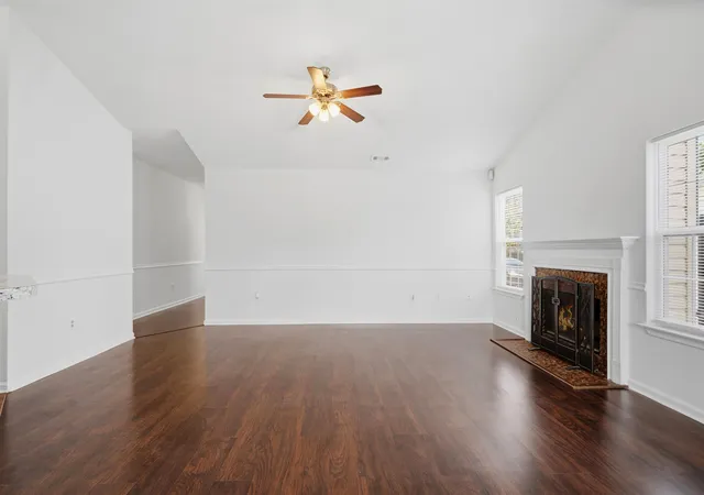 Photo 3 of Sale Pending at 234 W Pheasant Hl Dr, Duncan, SC 29334 | MLS# SPN338909 | Listing updated on 2026-09-20