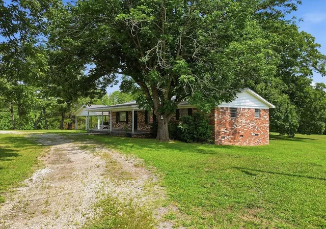 Homes for sale in Enoree, SC | 330 Old Hwy 146, Enoree, SC 29335 | MLS# SPN338912