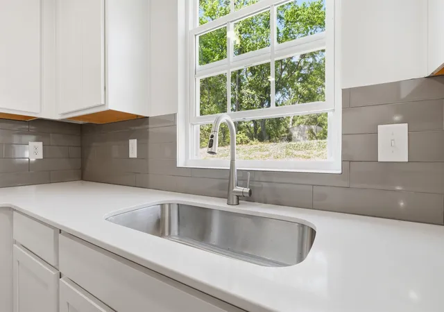 Photo 3 of Townhouse for sale at 848 Mahaffey Ct, Spartanburg, SC 29301 | MLS# SPN338975 | Listing updated on 2026-09-02
