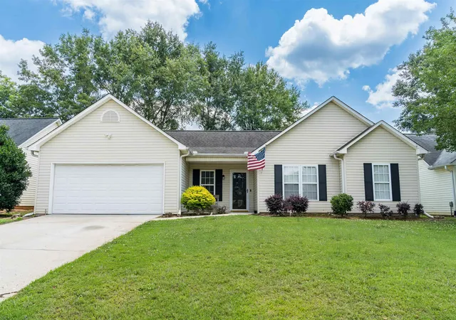 Photo 1 of Single family home for sale at 515 Lavendula St, Spartanburg, SC 29301 | MLS# SPN338980 | Listing updated on 2026-08-26
