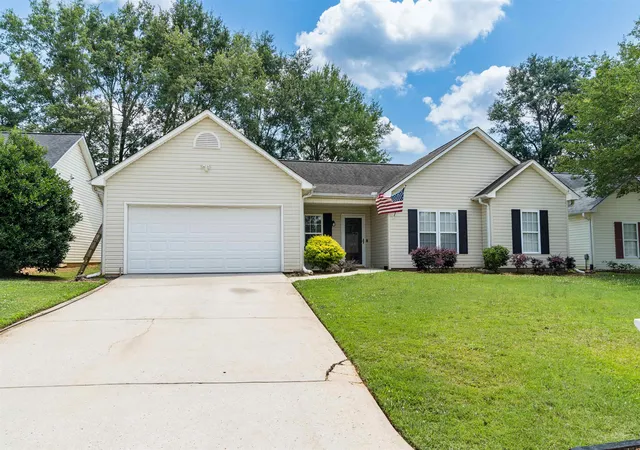 Photo 2 of Single family home for sale at 515 Lavendula St, Spartanburg, SC 29301 | MLS# SPN338980 | Listing updated on 2026-08-26