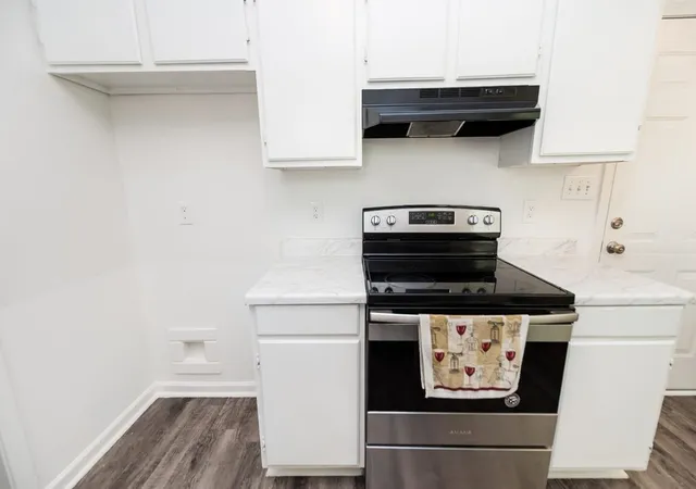 Photo 4 of Single family home for sale at 515 Lavendula St, Spartanburg, SC 29301 | MLS# SPN338980 | Listing updated on 2026-08-26