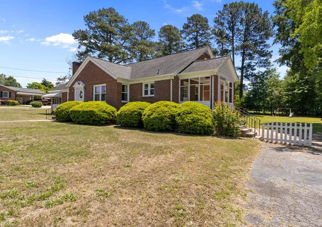3rd image of 201 Spruce St, Union, SC 29379 | MLS# SPN338990