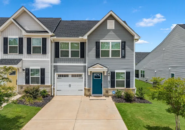 Photo 1 of Townhouse for sale at 424 Leasowe Ln, Greenville, SC 29605 | MLS# SPN339004 | Listing updated on 2026-10-20