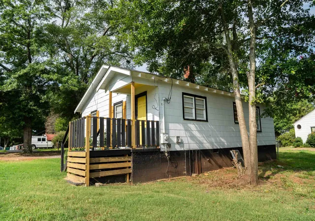 Homes for sale in Inman, SC | 57 Gosnell Ave, Inman, SC 29349 | MLS# SPN339016