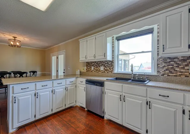 Photo 3 of Single family home for sale at 140 Bermuda Ln, Inman, SC 29349 | MLS# SPN339021 | Listing updated on 2026-08-16