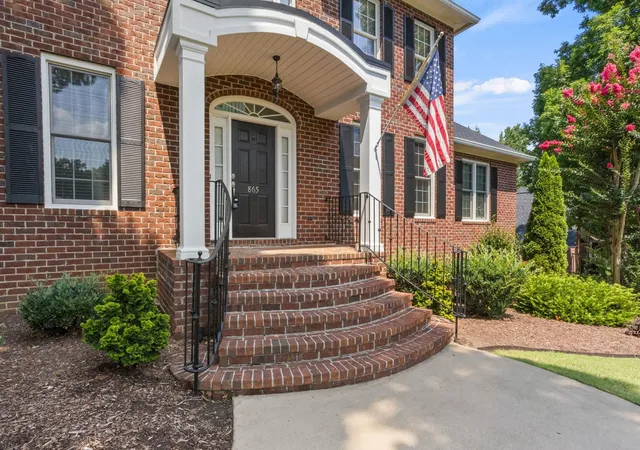 Photo 2 of Single family home for sale at 865 E Heathland Dr, Inman, SC 29349 | MLS# SPN339023 | Listing updated on 2026-09-02