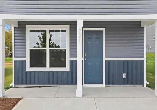 Photo 3 of Single family home for sale at 721 Longton St, Woodruff, SC 29388 | MLS# SPN339036 | Listing updated on 2026-09-26