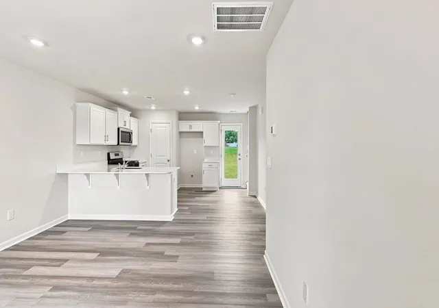 Photo 3 of Single family home for sale at 721 Longton St, Woodruff, SC 29388 | MLS# SPN339036 | Listing updated on 2026-09-26