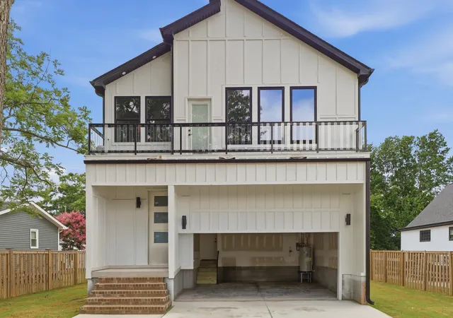 Photo 1 of Single family home for sale at 201 Earl St, Greer, SC 29651 | MLS# SPN339044 | Listing updated on 2026-08-20