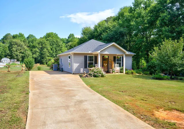 Homes for sale in Gaffney, SC | 329 Scruggs Trl, Gaffney, SC 29341 | MLS# SPN339053
