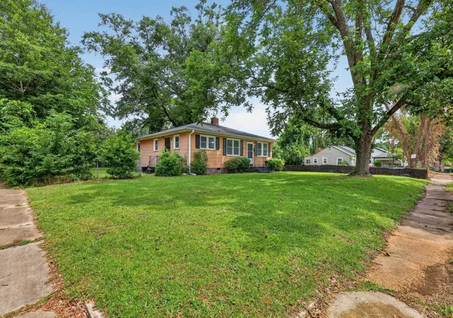 Homes for sale in Spartanburg, SC | 126 Wayland St, Spartanburg, SC 29303 | MLS# SPN339086