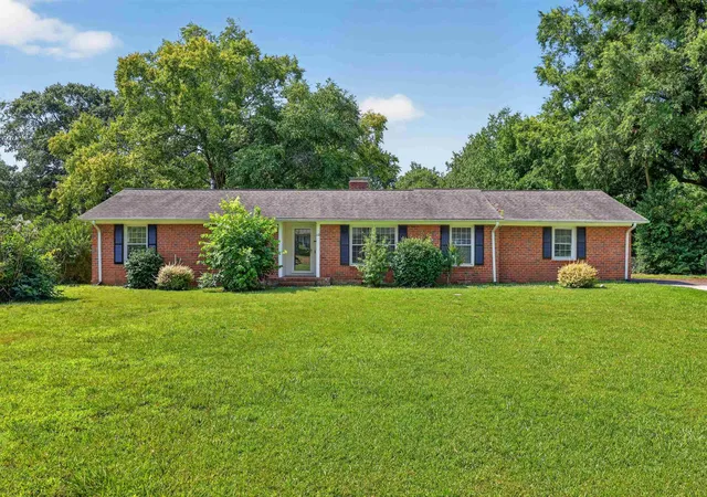 Homes for sale in Spartanburg, SC | 112 Thunderbird Pl, Spartanburg, SC 29307 | MLS# SPN339087