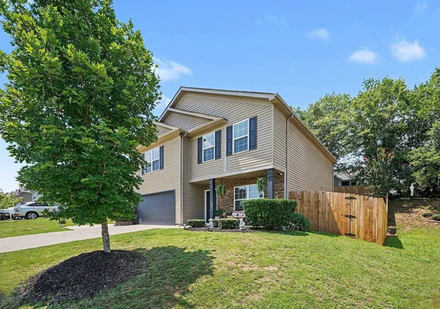 Photo 3 of Single family home for sale at 707 Markham Cir, Moore, SC 29369 | MLS# SPN339098 | Listing updated on 2026-09-19