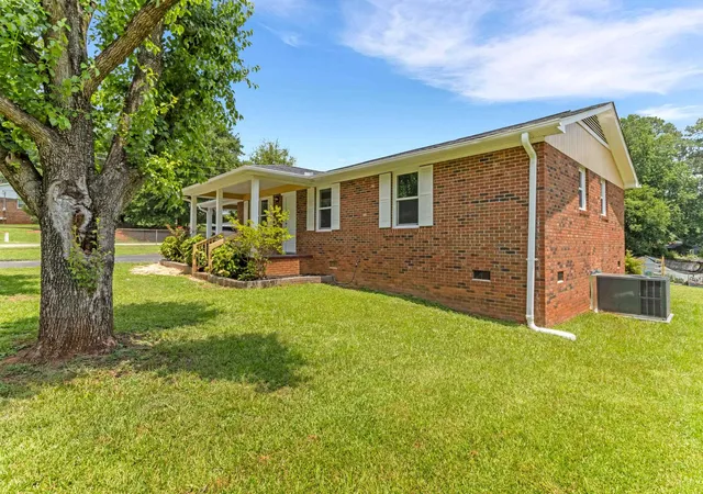 4th image of 108 Cone Dr, Liberty, SC 29657 | MLS# SPN339118