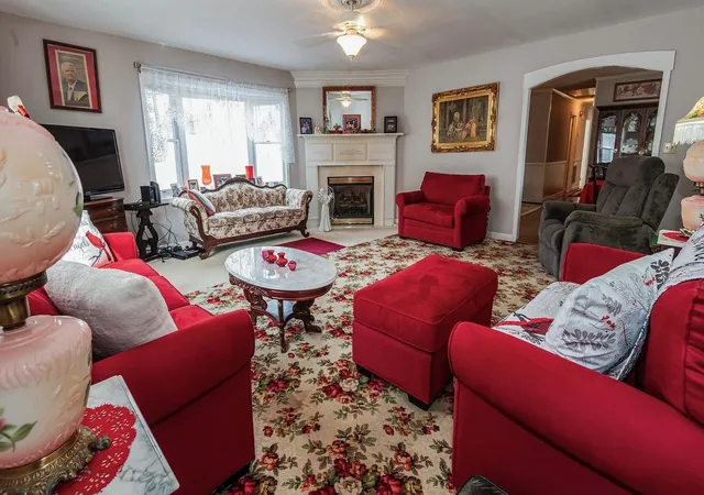 Photo 2 of Single family home for sale at 500 W Rutherford St, Landrum, SC 29356 | MLS# SPN339120 | Listing updated on 2026-08-06
