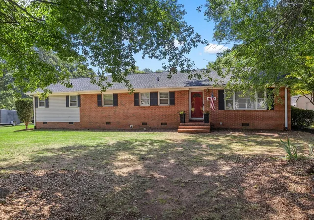 Homes for sale in Roebuck, SC | 98 Littlejohn Ct, Roebuck, SC 29376 | MLS# SPN339131