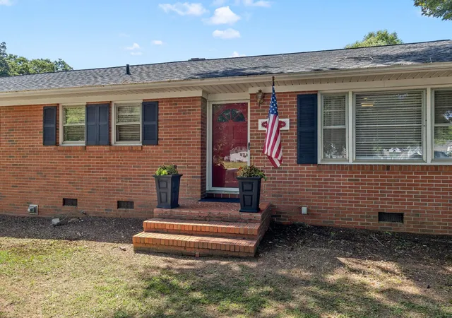 Homes for sale in Roebuck, SC | 98 Littlejohn Ct, Roebuck, SC 29376 | MLS# SPN339131