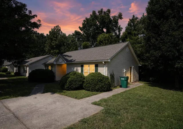 Homes for sale in Spartanburg, SC | 1868 Tamara Wy, Spartanburg, SC 29301 | MLS# SPN339156