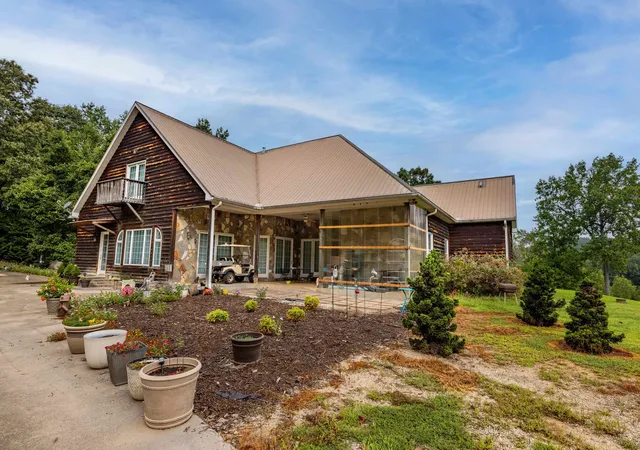 Homes for sale in Westminster, SC | 120 Lonesome Valley Rd, Westminster, SC 29693 | MLS# SPN339157