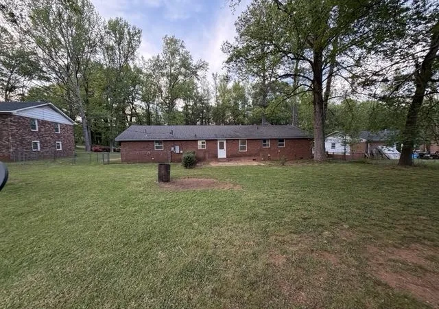 Homes for sale in Boiling Springs, SC | 108 Woodshire Dr, Boiling Springs, SC 29316 | MLS# SPN339169