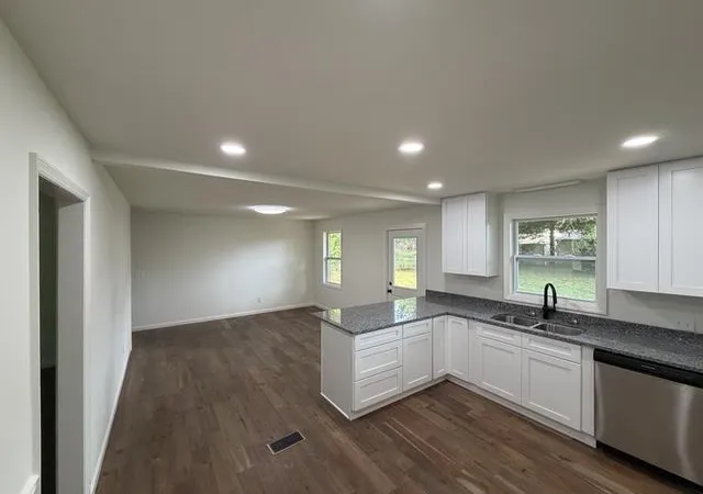 Homes for sale in Boiling Springs, SC | 108 Woodshire Dr, Boiling Springs, SC 29316 | MLS# SPN339169