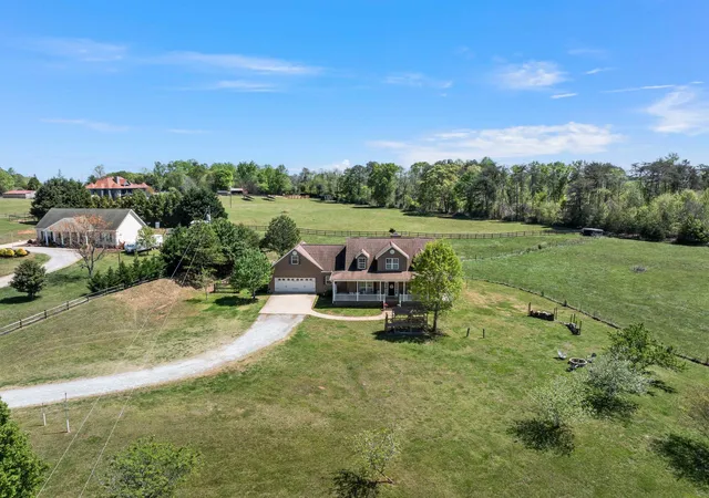 Homes for sale in Campobello, SC | 510 Cole Rd, Campobello, SC 29322 | MLS# SPN339174
