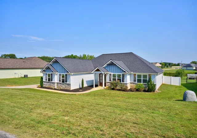Photo 3 of Single family home for sale at 230 Blease Horton Rd, Boiling Springs, SC 29316 | MLS# SPN339181 | Listing updated on 2026-10-21