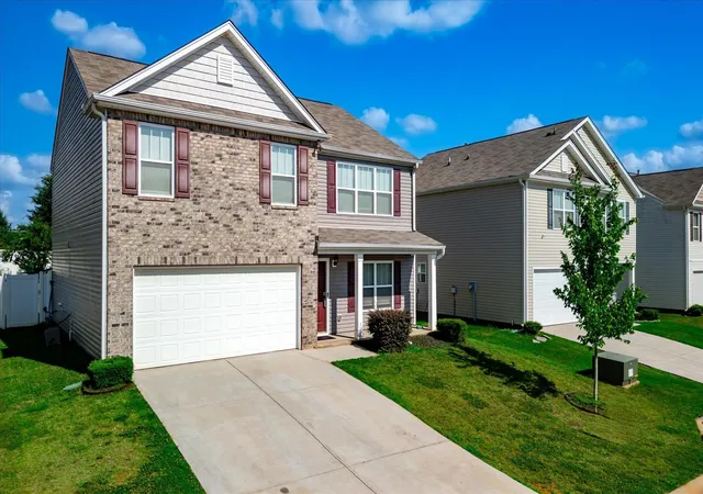 2nd image of 106 Poplarviille Dr, Piedmont, SC 29673 | MLS# SPN339183
