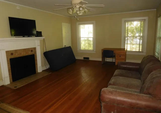 Photo 2 of Sale Pending at 107 Lansdell Dr, Gaffney, SC 29340 | MLS# SPN339185 | Listing updated on 2026-08-18