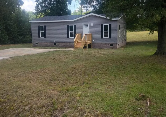 Homes for sale in Pacolet, SC | 211 Woodland Cir, Pacolet, SC 29372 | MLS# SPN339206