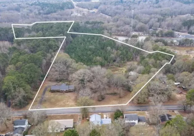 Photo 1 of Sale Pending at 612 Neely Fry Rd, Simpsonville, SC 29680 | MLS# SPN339211 | Listing updated on 2026-07-09