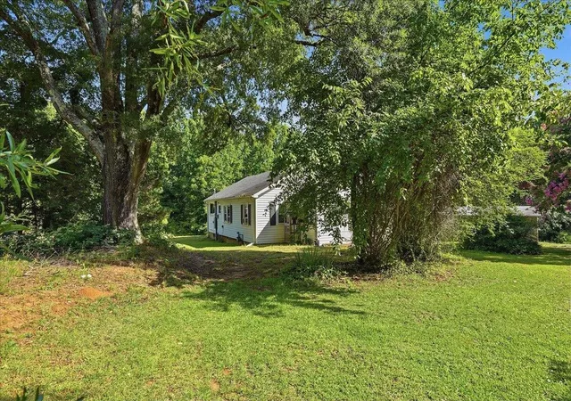 Homes for sale in Pelzer, SC | 2060 Hwy 418, Pelzer, SC 29669 | MLS# SPN339222